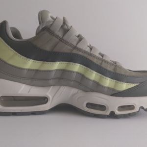 WMNS NIKE AIR MAX 95 "MINERAL SPRUCE